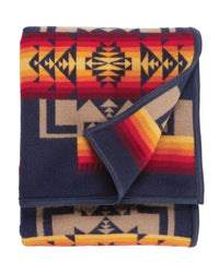 Chief Joseph, Unnapped Jacquard Robe Blanket, Navy/Indigo-Tæpper-Pendleton-Motorious Copenhagen