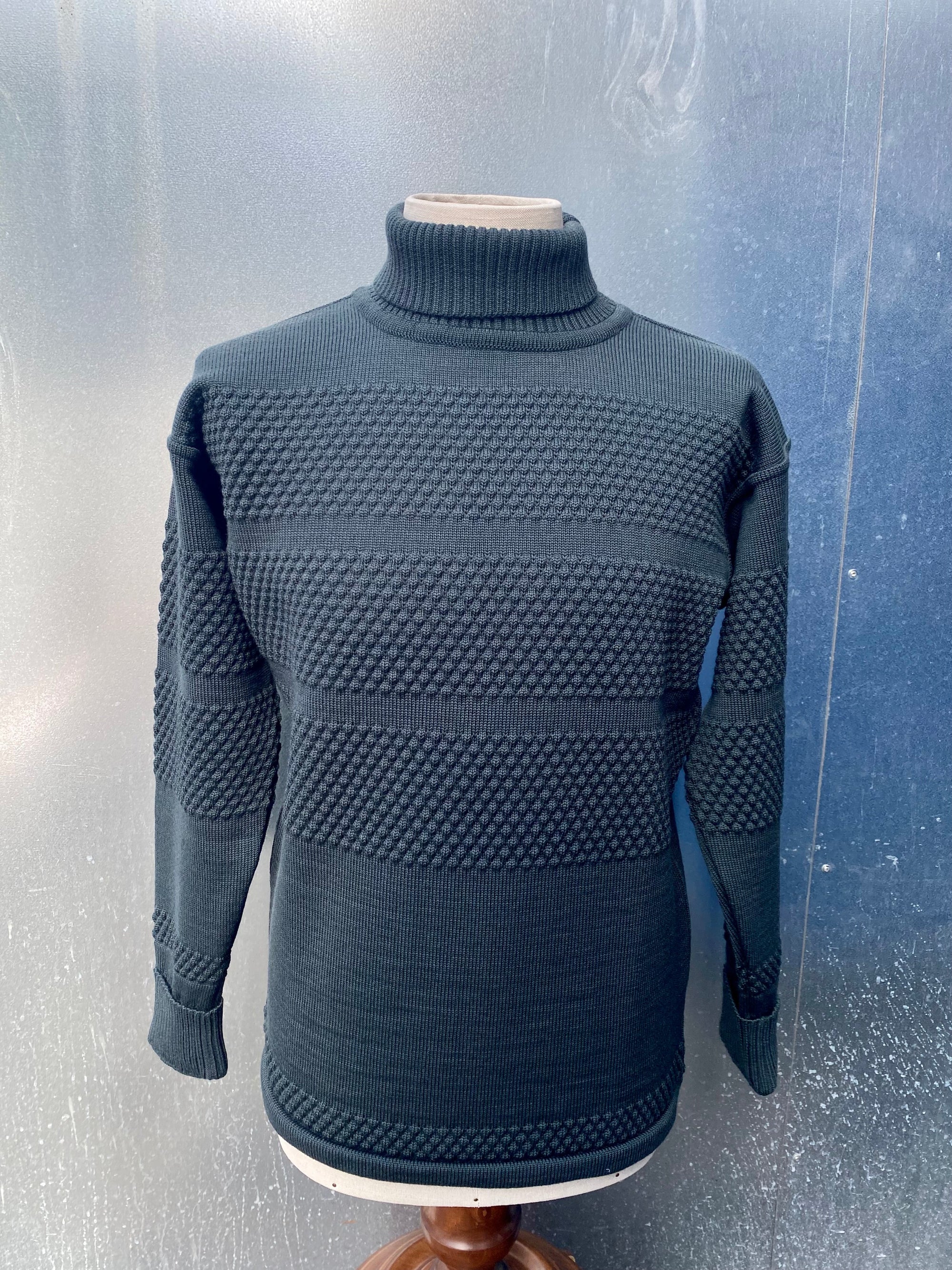 FISHERMAN sweater, Slo-mo Green-Sweatshirts-SNS Herning-Motorious Copenhagen