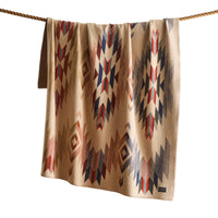 Jacquard Throw Wool Blanket, Wyeth Falls-Tæpper-Pendleton-Motorious Copenhagen