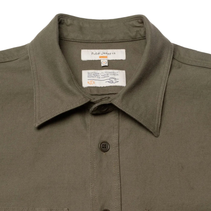 Julian Shirt, Back Sateen, Olive Green-Jakker-Nudie Jeans-Motorious Copenhagen