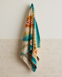 Oversized Jacquard Spa Towel, Sunset Pass-Håndklæder-Pendleton-Motorious Copenhagen