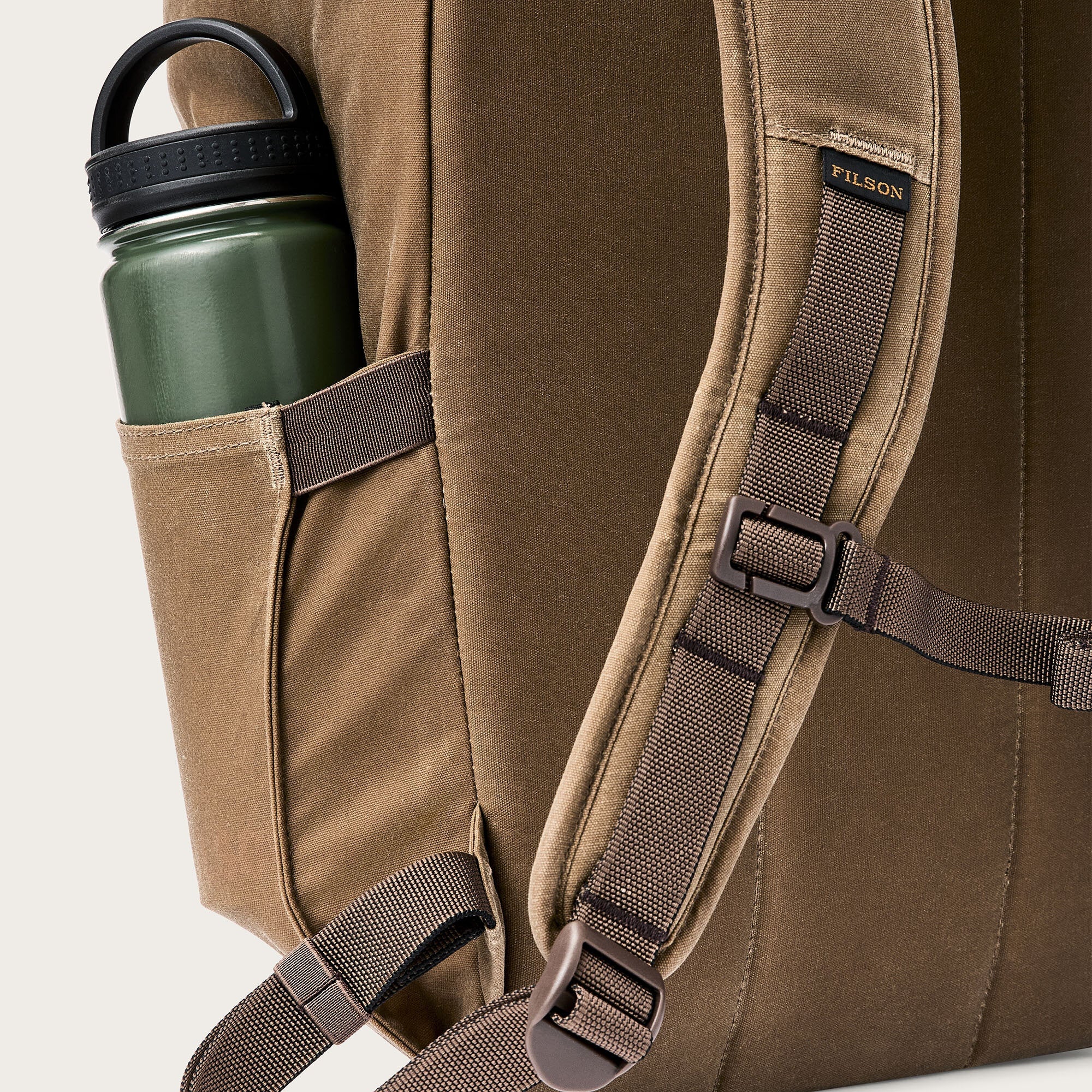 Trapper Creek 28l Backpack, Dark Tan-Tasker-Filson 1897-Motorious Copenhagen