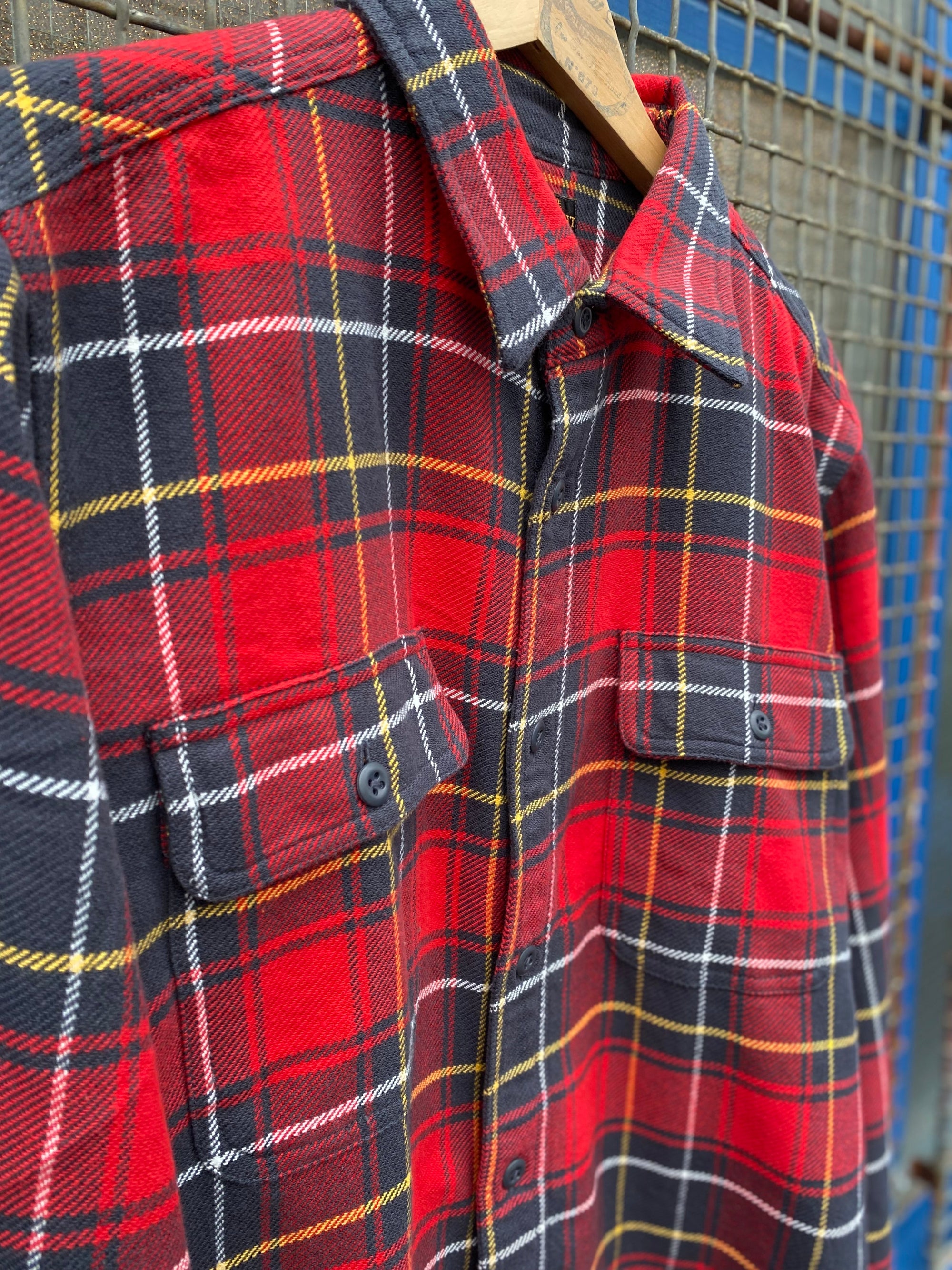 Vintage Flannel Work Shirt, Red/Charcoal Plaid-Skjorter-Filson 1897-Motorious Copenhagen