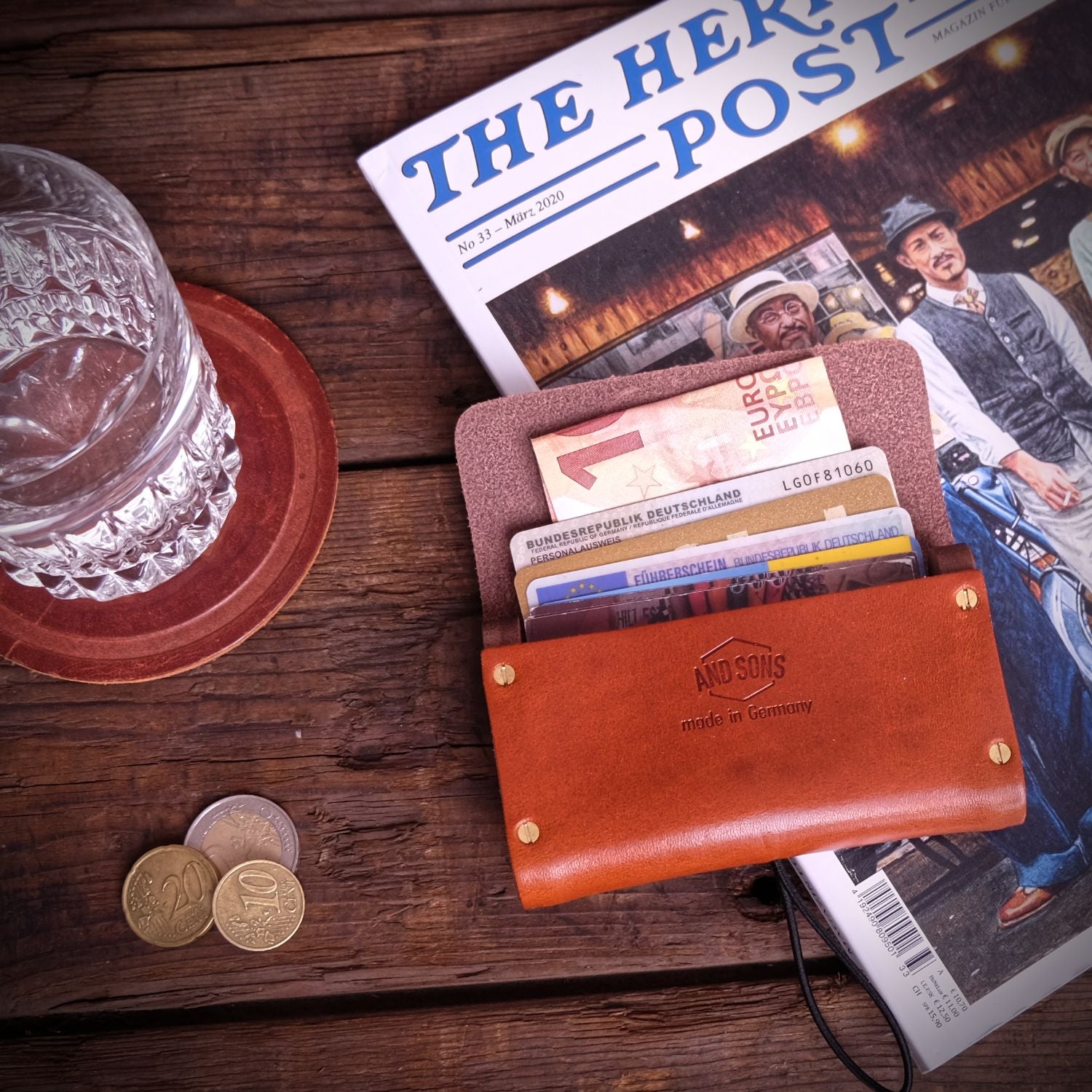 Woody Leather Cardbox, Cognac-Tasker-Kalos and Sons-Motorious Copenhagen