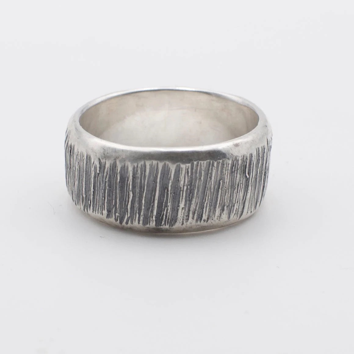 Band Ring, Carved-Ringe og Halskæder-Black Rock Jewel-Motorious Copenhagen