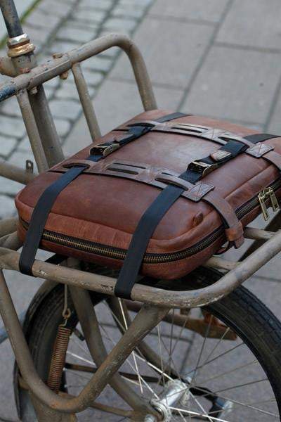 Cam Straps, Brown-Stropper-Oaks & Phoenix-Motorious Copenhagen